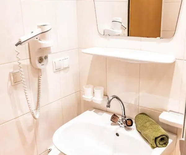 Weissenbacher Katschberg * ザンクト・ミヒャエル・イム・ルンガウ